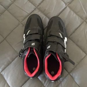 Peloton Spin Shoes with clits, size 47, US 12.5